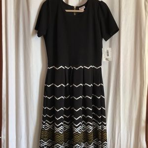 NWT Lularoe Amelia XL